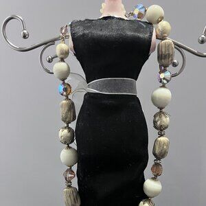 Vintage Beautiful Shiny White Beaded Rhinestone Faux Pearl Lumo Necklace